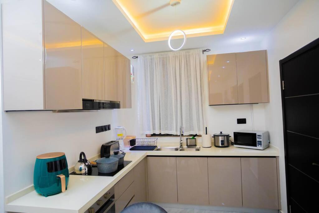 The Pearl - Legacy - 4Th Floor Apartment คูมาซี ภายนอก รูปภาพ